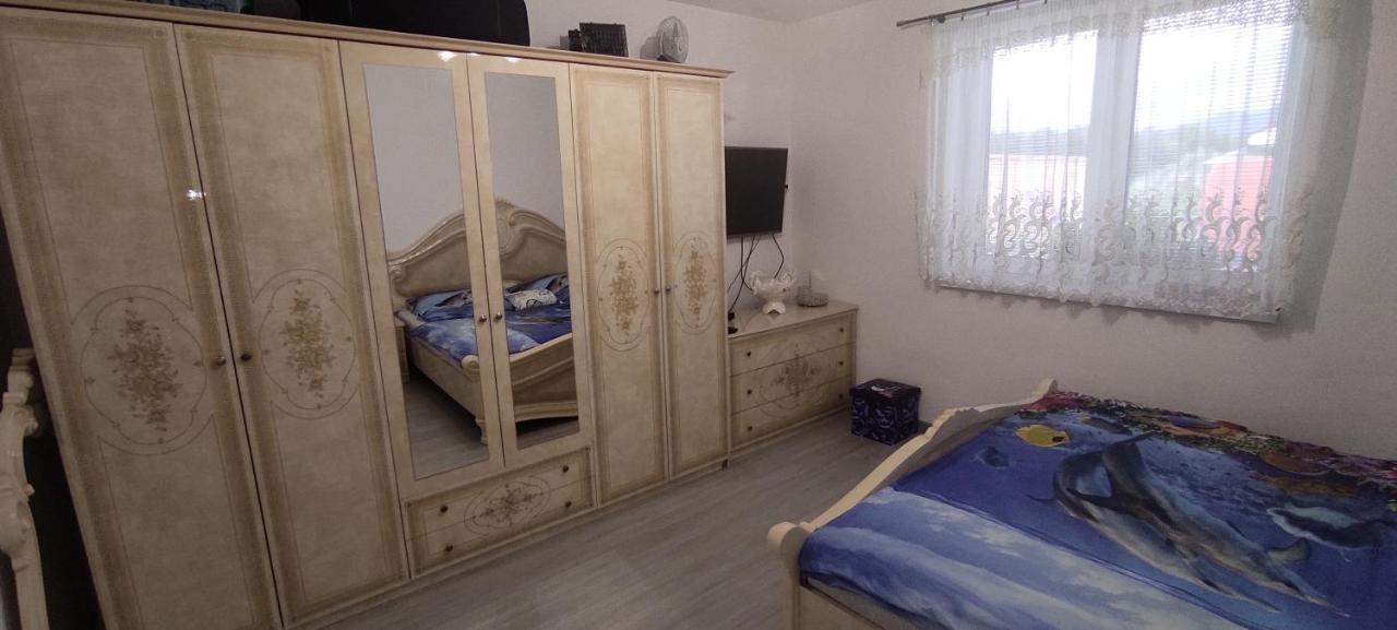 Pension Marko Ліптовський Мікулаш Екстер'єр фото
